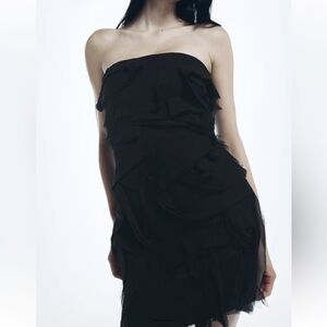 NWT Zara scalloped ruffle strapless dress